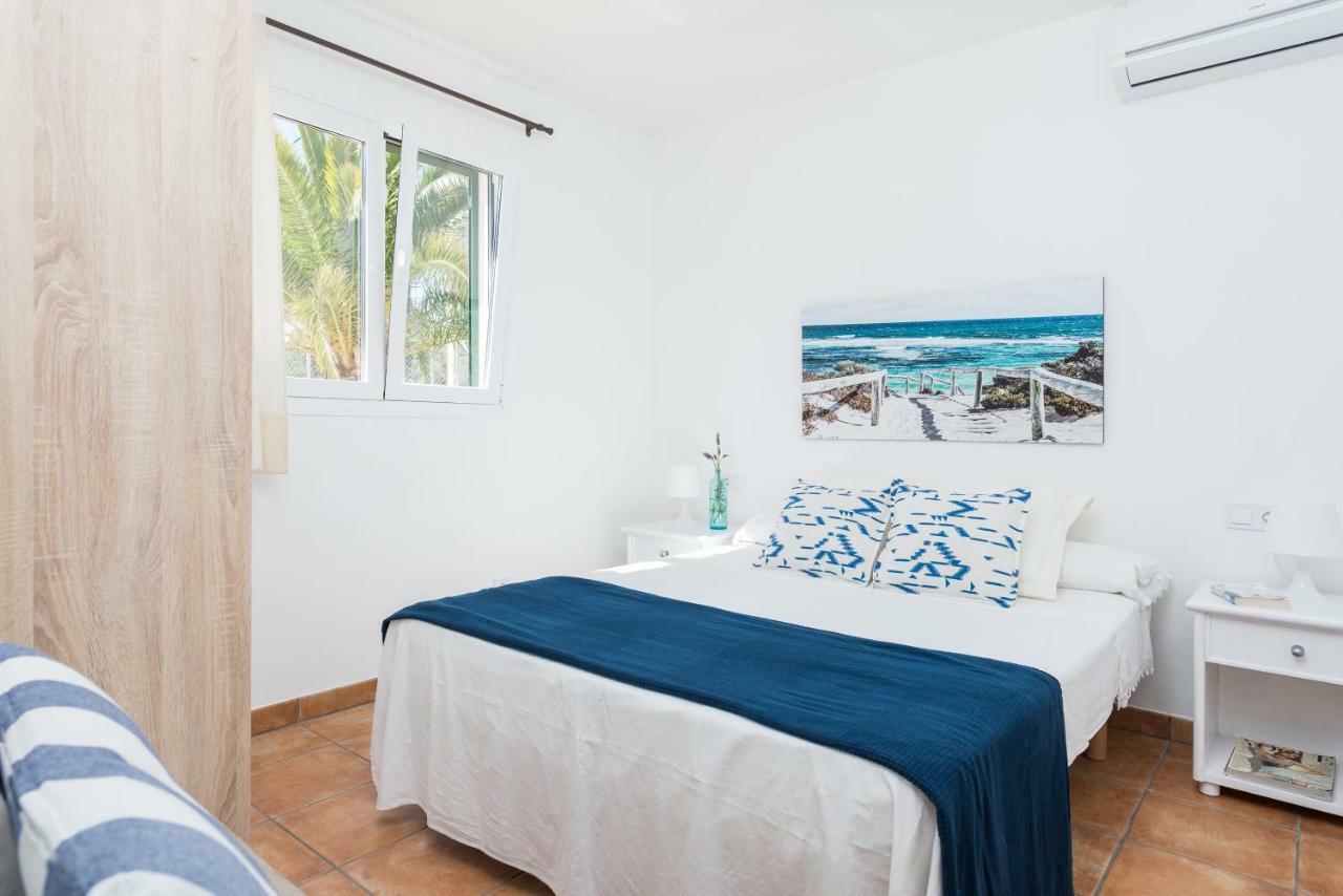 Villa Las Estrellas Cala Llombards Exterior foto
